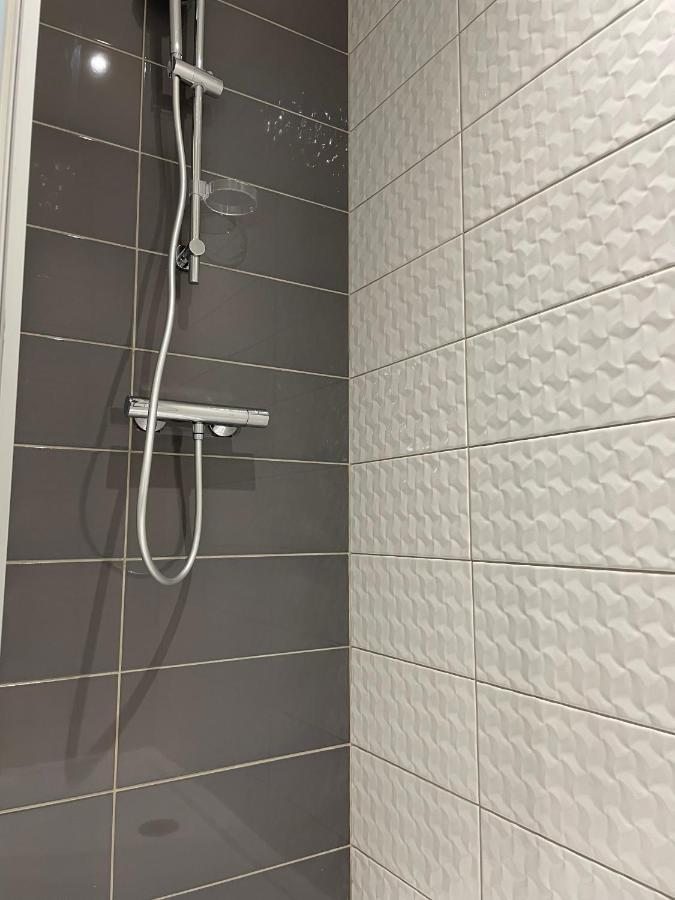 Magnifique Appartement Pour 2 Avec Climatisation Et Belle Pierre Bordelaise Bordeaux Luaran gambar