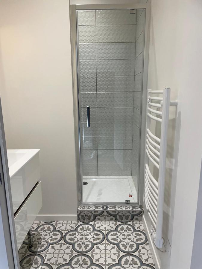 Magnifique Appartement Pour 2 Avec Climatisation Et Belle Pierre Bordelaise Bordeaux Luaran gambar
