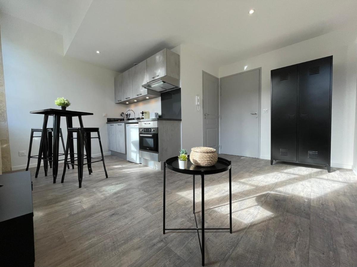 Magnifique Appartement Pour 2 Avec Climatisation Et Belle Pierre Bordelaise Bordeaux Luaran gambar