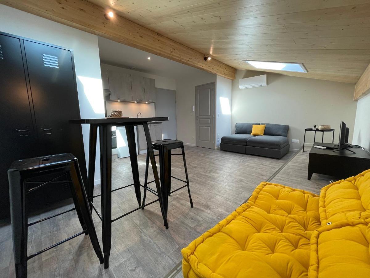 Magnifique Appartement Pour 2 Avec Climatisation Et Belle Pierre Bordelaise Bordeaux Luaran gambar